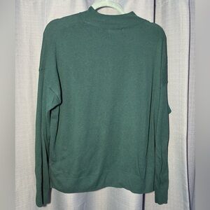 Old navy sweater